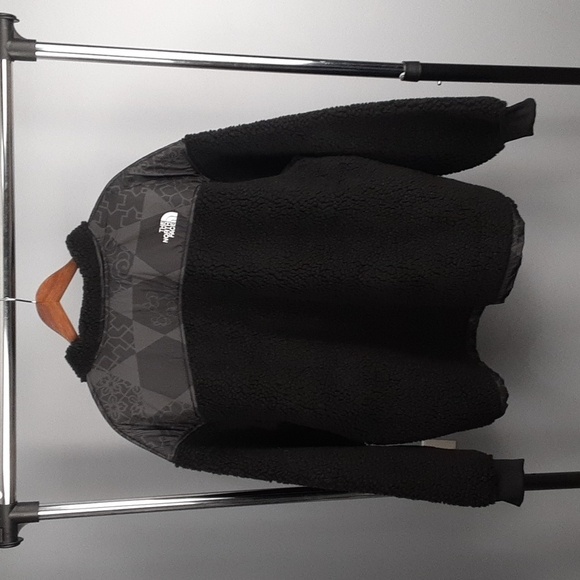 The North Face Men's Limited Edition Winter Olympics Platte Sherpa Pullover - Picture 9 of 10